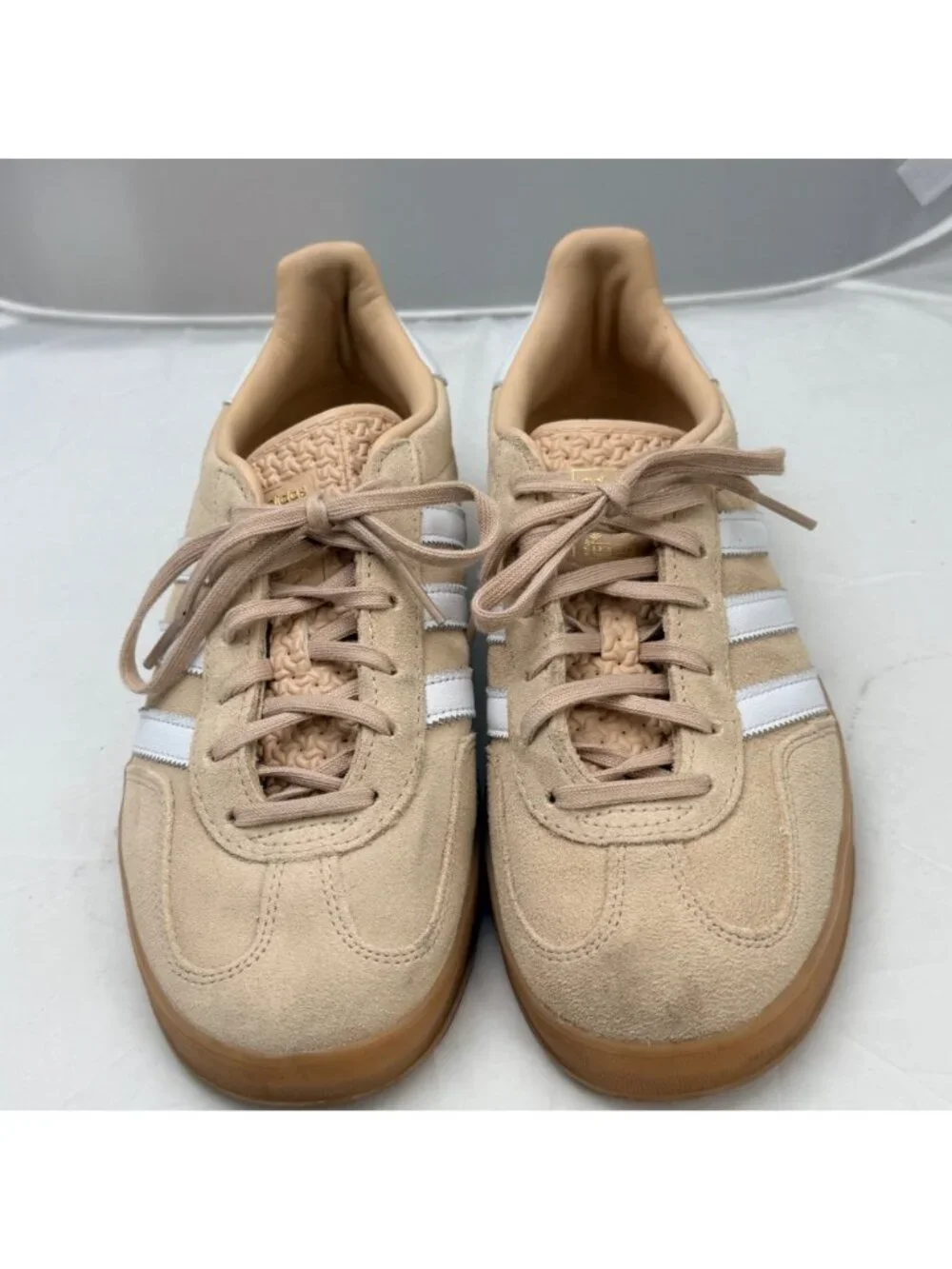 Adidas Gazelle Indoor Beige Suede Sneakers White Stripes Gum Sole Womens 8.5